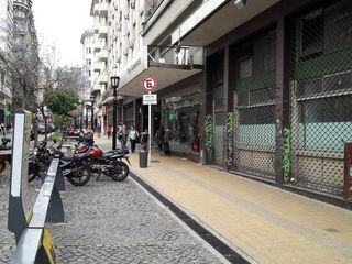Foto 16 de Local Comercial Peru entre Venezuela y Av. Belgrano 3 plantas