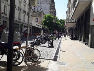 Foto 4 de Local Comercial Peru entre Venezuela y Av. Belgrano 3 plantas