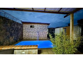 Foto 5 de Casa campestre con piscina en venta - Santa Elena El Cerrito Valle