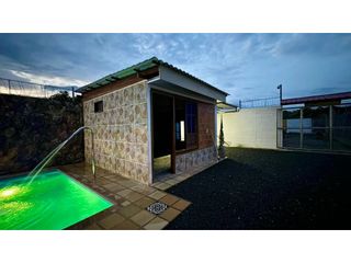 Foto 4 de Casa campestre con piscina en venta - Santa Elena El Cerrito Valle