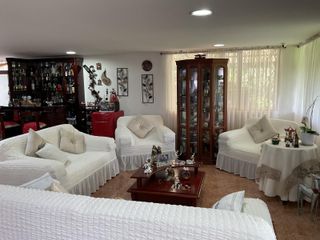 Foto 5 de Quinta en venta en Puembo: 2,500 m² de terreno ideal para tu proyecto o descanso