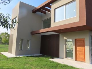 Foto 3 de Casa Venta Barrio Santa Isabel 2 - Ingeniero Maschwitz