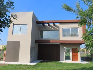Foto 1 de Casa Venta Barrio Santa Isabel 2 - Ingeniero Maschwitz