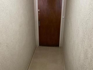 Foto 4 de 3 ambientes c/ patio frte al FCGR en Escalada Centro - Apto Profesional - Apto Crédito!!!