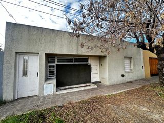 Foto 11 de Casa en venta - 2 Dormitorios 1 Baño - 300mts2 - La Plata
