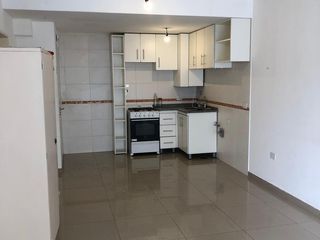 Foto 3 de ¡Super oportunidad! - Monoambiente con balcón al contrafrente