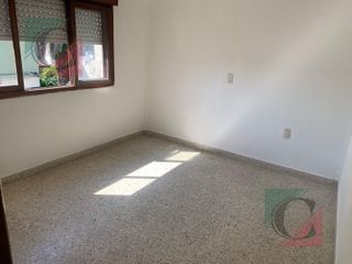 Foto 7 de PH 3 ambientes sin expensas - Lanús Oeste