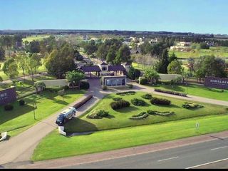 Foto 1 de Terreno en  Club de Campo Haras del Sur II - Brandsen