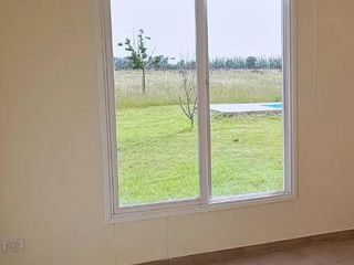 Foto 2 de Casa en venta - 2 Dormitorios 2 Baños - 7.500Mts2 - Lobos
