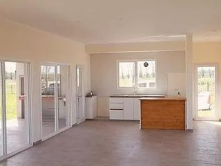 Foto 4 de Casa en venta - 2 Dormitorios 2 Baños - 7.500Mts2 - Lobos
