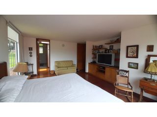 Foto 18 de Casa con jardines para venta en Lindaraja