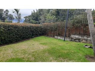Foto 9 de Casa con jardines para venta en Lindaraja