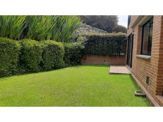 Foto 7 de Casa con jardines para venta en Lindaraja