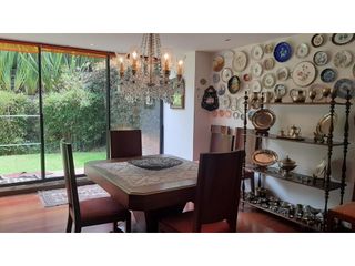 Foto 10 de Casa con jardines para venta en Lindaraja