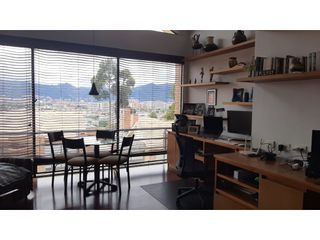 Foto 15 de Casa con jardines para venta en Lindaraja