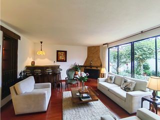 Foto 11 de VENTA CASA PONTEVEDRA BOGOTA