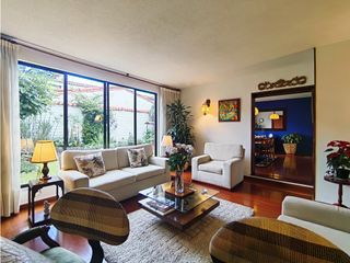 Foto 9 de VENTA CASA PONTEVEDRA BOGOTA