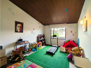 Foto 36 de VENTA CASA PONTEVEDRA BOGOTA