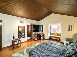 Foto 25 de VENTA CASA PONTEVEDRA BOGOTA