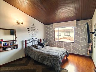 Foto 32 de VENTA CASA PONTEVEDRA BOGOTA