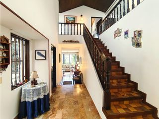 Foto 4 de VENTA CASA PONTEVEDRA BOGOTA