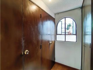 Foto 26 de VENTA CASA PONTEVEDRA BOGOTA