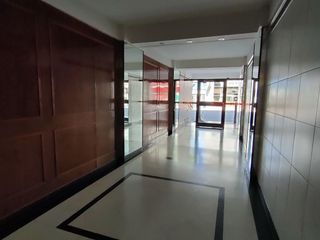 Foto 4 de Av. San Juan al 3300 Departamento en Boedo 4 ambientes CON COCHERA