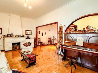 Foto 1 de Casa de 5 amb en excelente zona de Chauvín