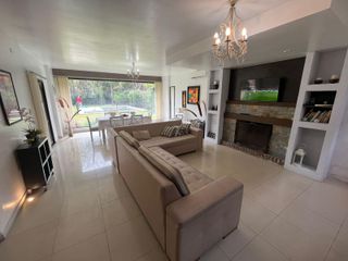 Foto 2 de Increible casa en alquiler temporario en Ayres de Campo B. Cerrado