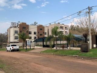 Foto 3 de Venta departamento 2 ambientes con cochera en Colón