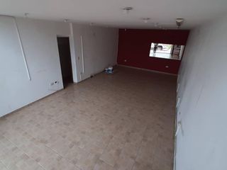 Foto 1 de Local en  VENTA - brandsen