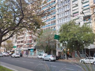 Foto 1 de Depósito en  Retiro