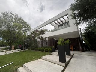 Foto 37 de Casa en  Venta  y Alquiler en Santa Barbara, Corredor Bancalari