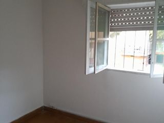 Foto 13 de Departamento en venta - 3 Dormitorios 1 Baño - Cochera - 74Mts2 - Lanús