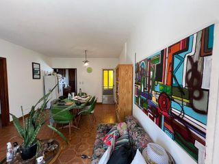 Foto 6 de Dos departamentos, locales comerciales y cochera en Venta en Bernal