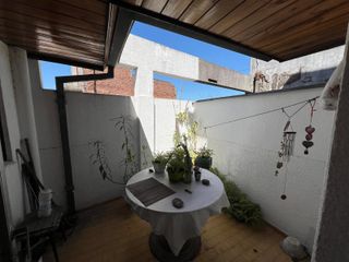 Foto 15 de Dos departamentos, locales comerciales y cochera en Venta en Bernal