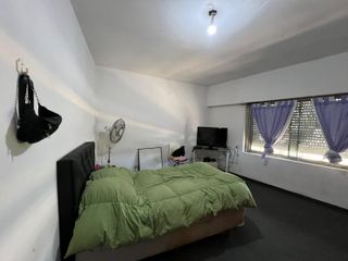 Foto 23 de Dos departamentos, locales comerciales y cochera en Venta en Bernal