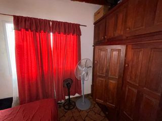 Foto 5 de Casa en venta - 4 Dormitorios 2 Baños - 688mts2 - La Plata