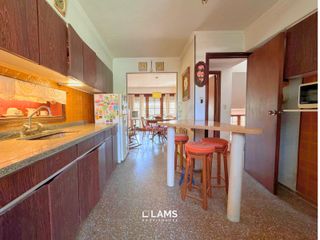 Foto 5 de Chalet 4 ambientes en Venta - Barrio Chauvin.  APTO CRÉDITO