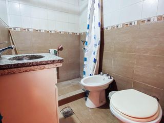 Foto 11 de Casa en venta - 3 dormitorios 2 baños - 90mts2 - Melchor Romero