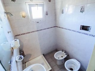 Foto 40 de Casa en venta - 3 dormitorios 2 baños - 90mts2 - Melchor Romero