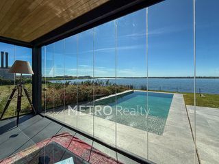 Foto 9 de Casa en venta al lago central con 5 habitaciones en Marinas, Puertos