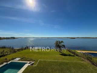 Foto 33 de Casa en venta al lago central con 5 habitaciones en Marinas, Puertos