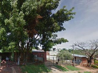 Foto 6 de Casa en venta - 2 Dormitorios 1 Baño - Cocheras - 185Mts2 - Puerto Iguazu