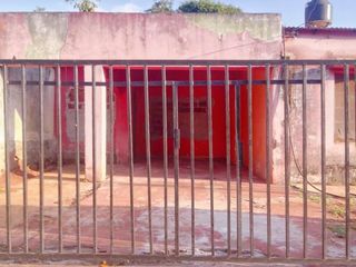 Foto 10 de Casa en venta - 2 Dormitorios 1 Baño - Cocheras - 185Mts2 - Puerto Iguazu