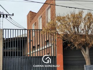 Foto 4 de Departamento y deposito en  Catriel 355