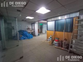 Foto 7 de Deposito de 877 M2 con atención al público y oficinas en Alquiler sin expensas, Monserrat