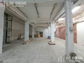 Foto 18 de Deposito de 877 M2 con atención al público y oficinas en Alquiler sin expensas, Monserrat