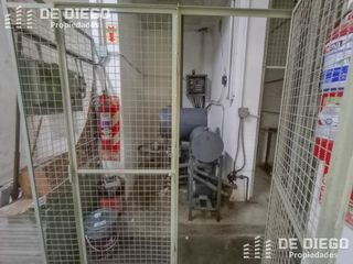 Foto 21 de Deposito de 877 M2 con atención al público y oficinas en Alquiler sin expensas, Monserrat