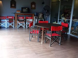 Foto 9 de Casa 7 ambientes con local comercial aprox 600m2 en 3 plantas en venta - Ezpeleta